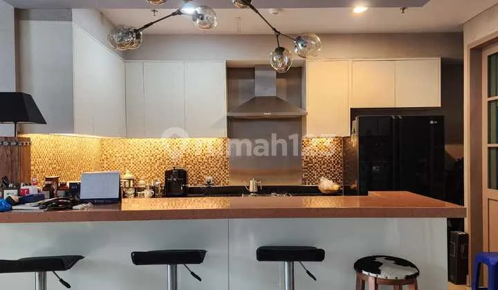 For Sale Essence Darmawangsa - 3 Bedrooms - Fully Furnished