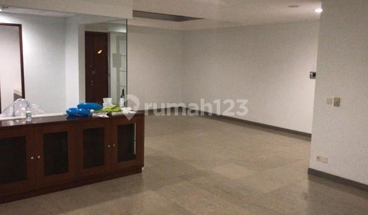 Disewakan Apartemen Essence Darmawangsa - 3Bedroom - Unfurnished