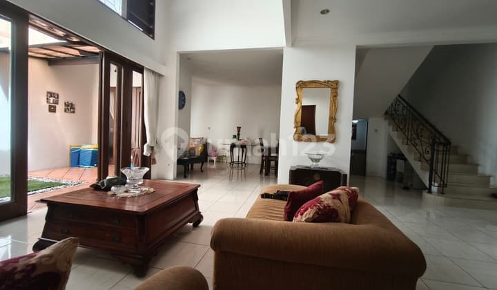 Rumah Bintaro Sektor 2, Strategis bisa Jadi Kantor