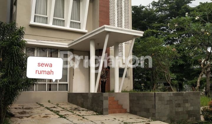Rumah Moderen Disewakan Bersih Terawat