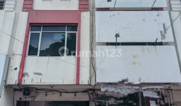 Twin Row House For Rent, One Unit Available In Ciluar