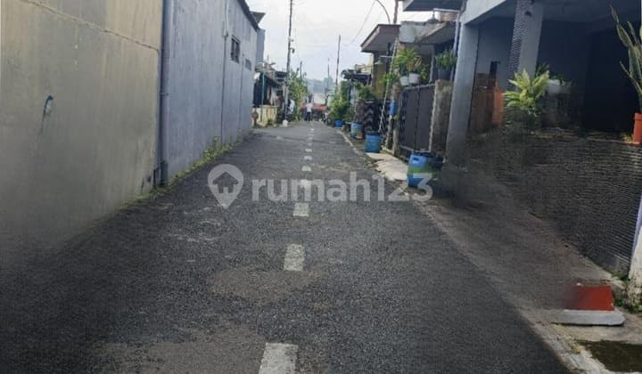 Rumah Potensial Butuh Sentuhan Renovasi, Lokasi Strategis di Daerah Banyumanik Semarang