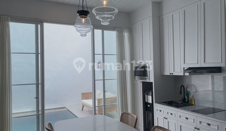 Dijual Vila Modern 3 Kamar One Gate System di Umalas Canggu
