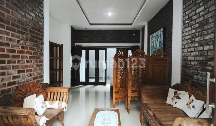 Rumah Cantik Full Furnished Disewakan Pertahun Lokasi Renon