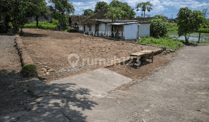 Tanah Pekarangan 167M2 di Berbah Dekat dengan Kids Fun Jogja