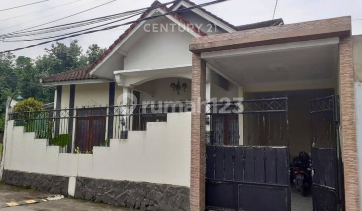 Rumah LB 173 M2 Di Ngaglik Hanya 450 M Dari Ponpes Pandanaran