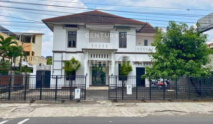 2-Story House in Baciro Near Mako Brimob, Suitable for Office Use