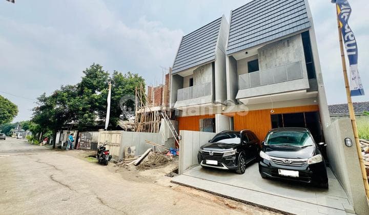 Rumah Cantik Mewah Strategis 2 Lantai akses Toll di Jatiwarna