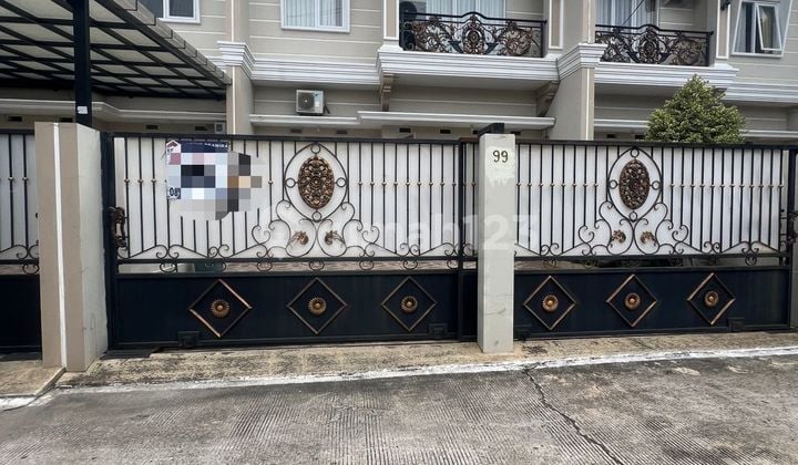 Rumah Mewah Murah siap huni dalam komplek akses tol di Jtimakmur