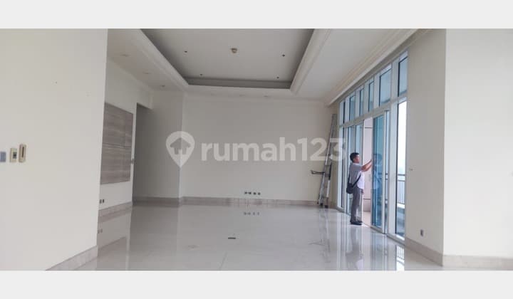 Apartemen Pacific Place Residence 4 BR di SCBD tengah kota Jakarta Selatan