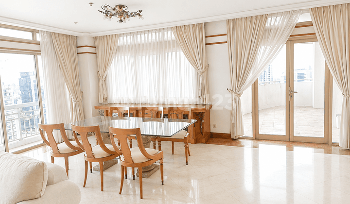 Dijual Rumah Mewah Somerset Grand Citra Jakarta Selatan 4+1 KT Luas 365M² Harga Rp10 M