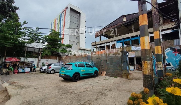 Gedung Lama 2 Lt Luas Potensi Utk Bisnis Strategis di Tebet Jkt