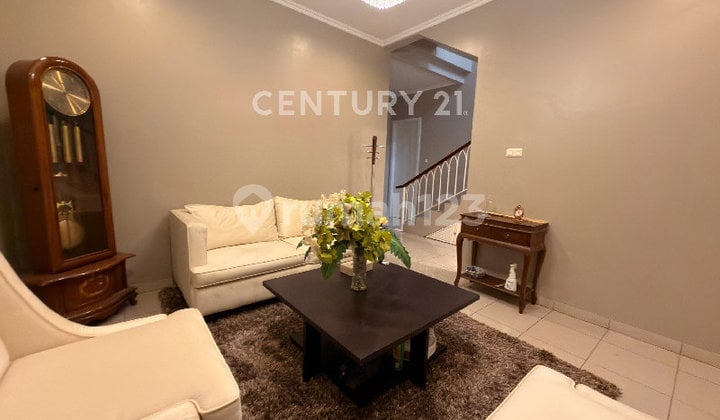 Rumah Elegant 2 LT Siap Huni di Prime Area Bintaro