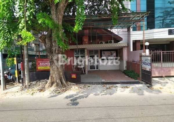 Dijual Cepat Rumah Di Jalan Belawan Jakpus. Harga Dibawah Njop.