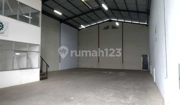 Gudang Siap Pakai di Pergudangan Bizhub Serpong