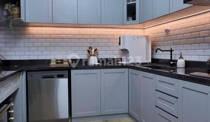 Tidy, Fully Furnished House in Green Lake City