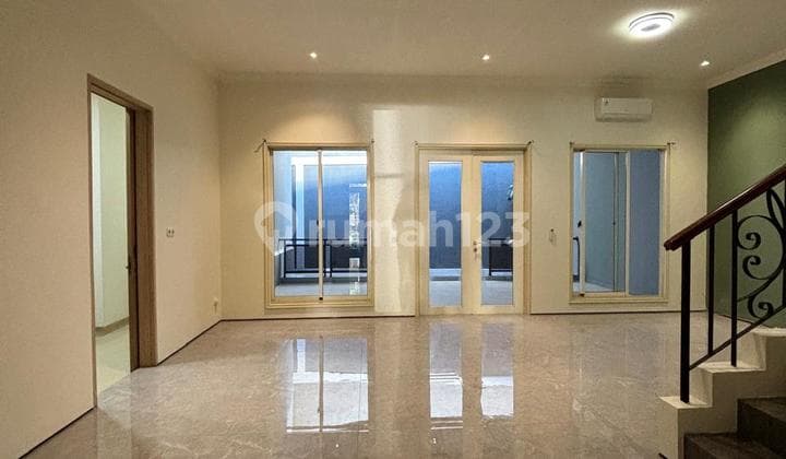 Dijual Rumah Luas Siap Huni Cluster Emerald Gading Serpong