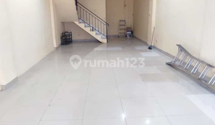 Ruko Siap Pakai Pinggir Jalan Raya Binong