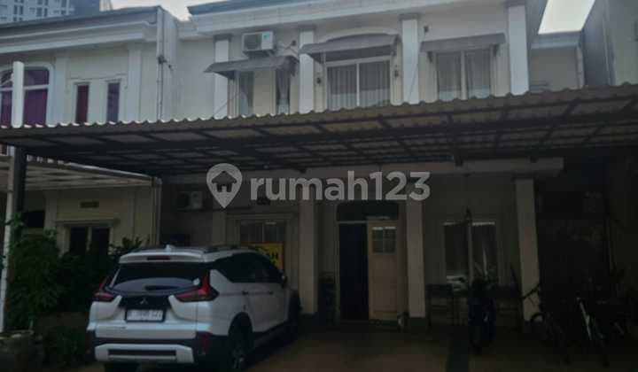 Move-In Ready House with Multiple Bedrooms in Modernland Cluster