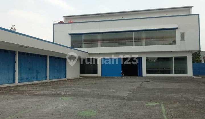 Dijual Gudang dan Kantor Siap Pakai Derwati Bandung