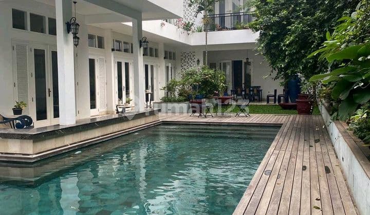 Rumah Mewah Kemanggisan Jakarta Barat