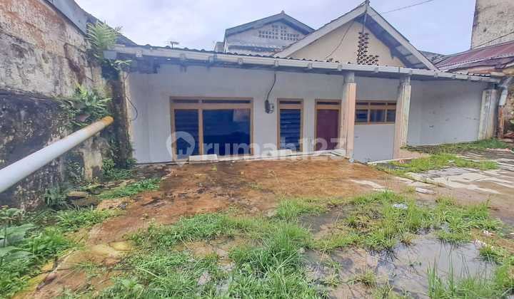 Rumah Klasik di Babakan Pasar Bogor Tengah Dekat Surya Kencana