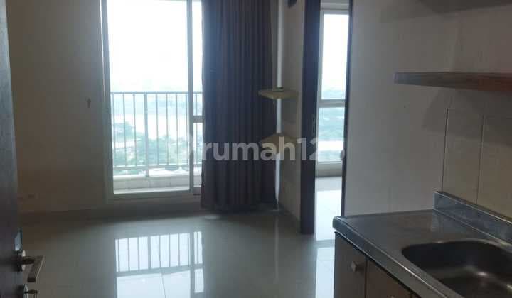 Sewa Apartemen Calia Pulomas 3 Kamar Tidur Semi Furnished Bagus