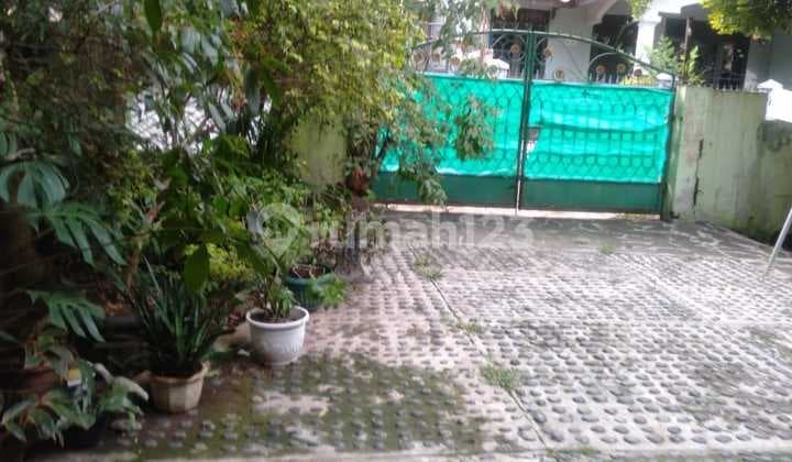 For Sale House On Jl. Kav. Bdb-auri, Cilangkap SHM