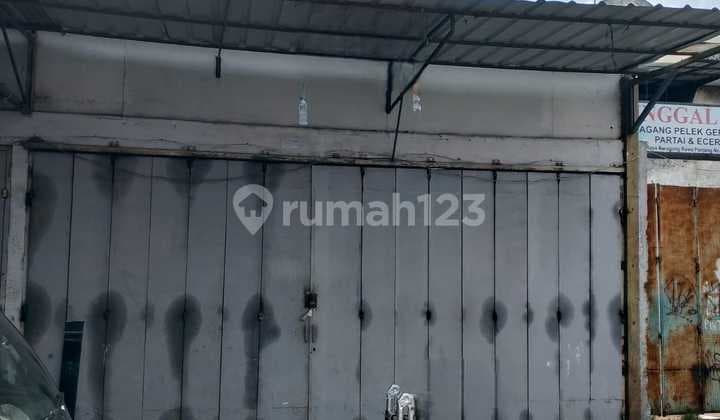 Ruko ex bengkel siap pakai strategis di jl Siliwangi narogong Bekasi