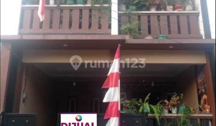 Rumah minimalis siap huni di bekasi timur regency Bekasi Timur