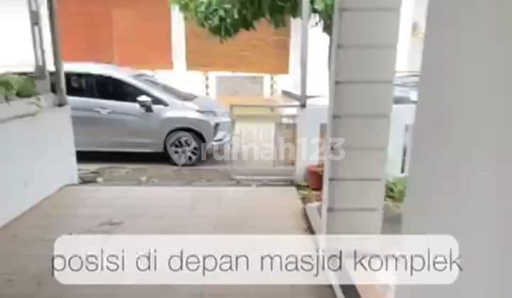 Rumah luas siap huni di perumahan di jaka setia Bekasi