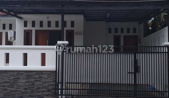 Rumah Kontrakan 2 Lantai Bagus SHM di Harapan Regency Bekasi