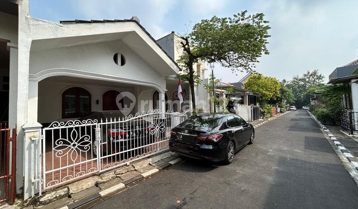 Rumah cantik luas siap huni di Sakura Regency Jati Asih Bekasi