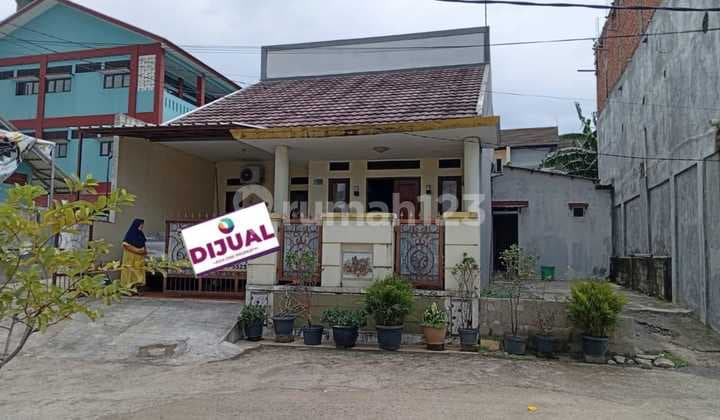 Rumah 1.5 Lantai Bagus Siap Huni di Jatimakmur Pondok Gede Bekasi