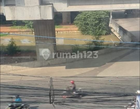Ruko 3,5 Lantai Siap Pakai Strategis di Kalimalang Bekasi