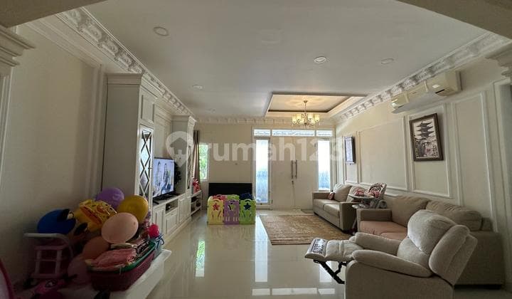 Rumah 2 lantai strategis siap huni di cluster acasia summarecon Bekasi