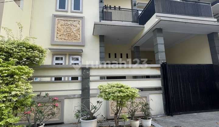 Rumah 2 Lantai Bagus SHM di Cluster Melati Harapan Indah Bekasi