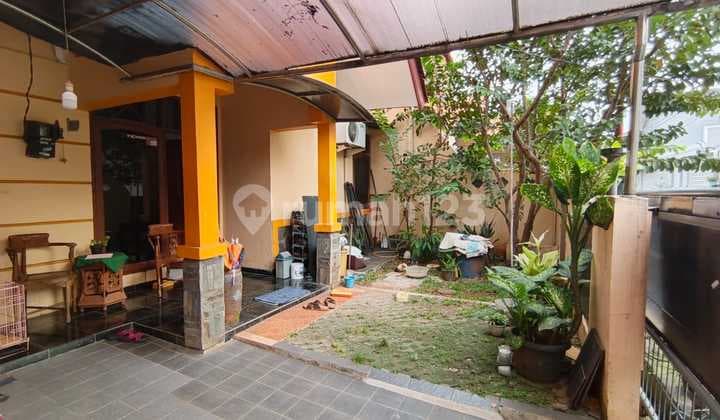 Rumah bagus siap huni strategis di Satwika Pratama Jatiluhur Jati Asih