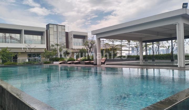 Selling Cheap Gallery West Apartment Free VAT Furnished