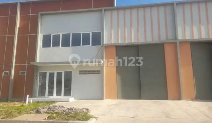 Gudang Laksana Pakuhaji Ada 2 Unit Gandeng