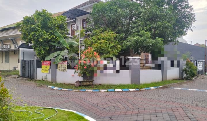 Two-Story Hook House Mutiara Regency Sidoarjo