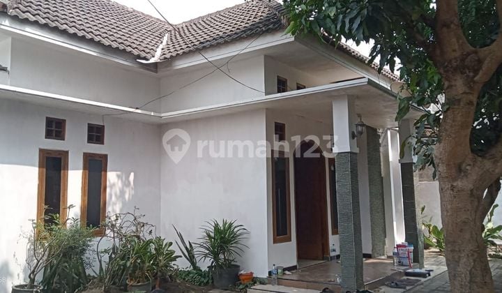 Rumah Asri Hook Perum Cahaya Permata Kediri