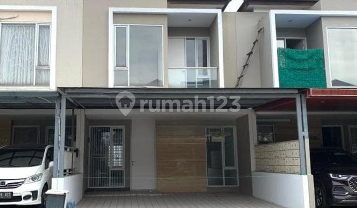 Rumah Terawat Semi Furnish SHM Cherry Field