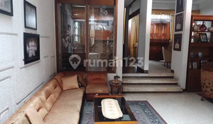 Rumah Bagus Siap Huni Area Geger Kalong