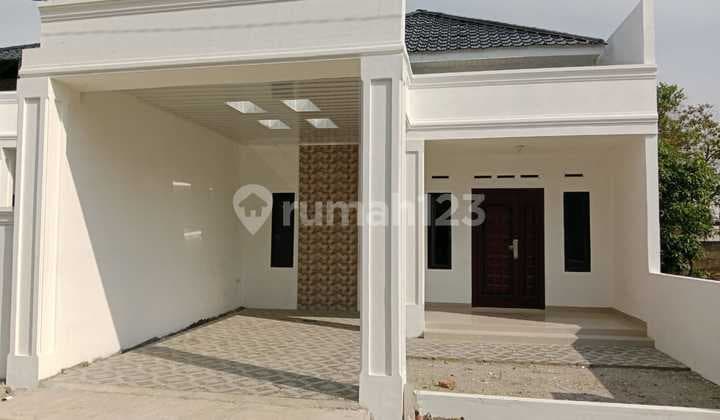 Rumah Modern Cantik Pesona Ester XX daerah Padang Bulan Medan