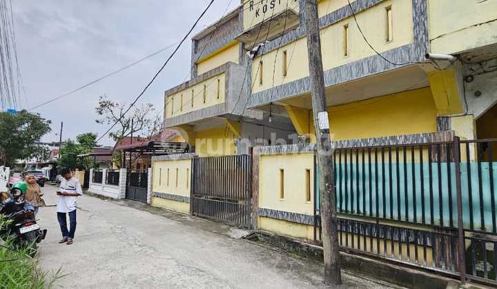 Beautiful Boarding House at Setia Budi, Jl. Abdul Hakim