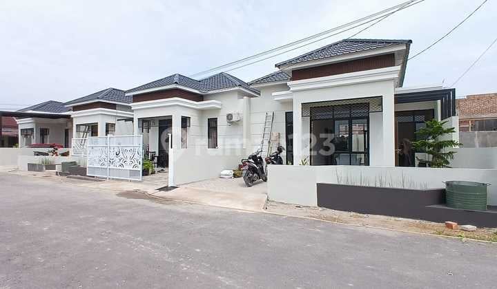Rumah Modern Cantik Rasyid Bumi Permai daerah Medan Johor
