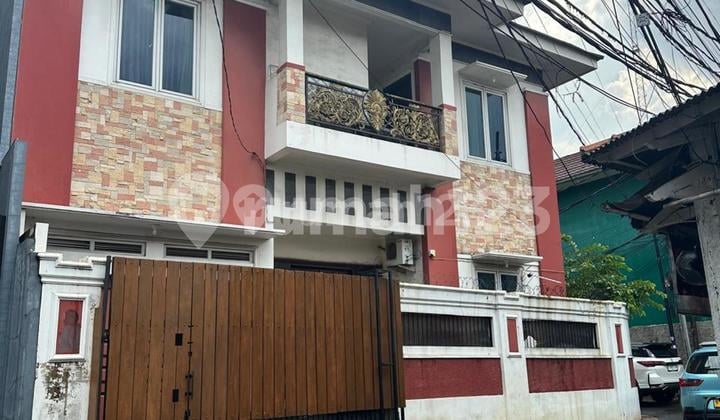 Rumah Disewa.kebon.nanas.utara.fasilitas.lift