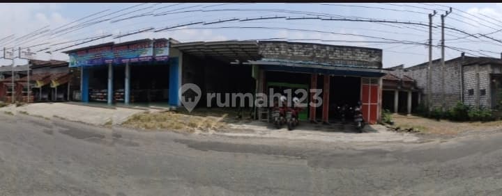 Dijual Rumah Usaha Lelang Balongpanggng Gresik