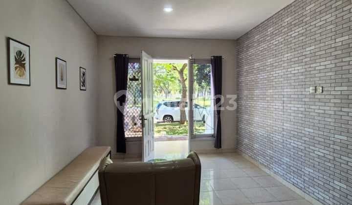 Disewakan Rumah Laguna Regency Dekat Pakuwon City